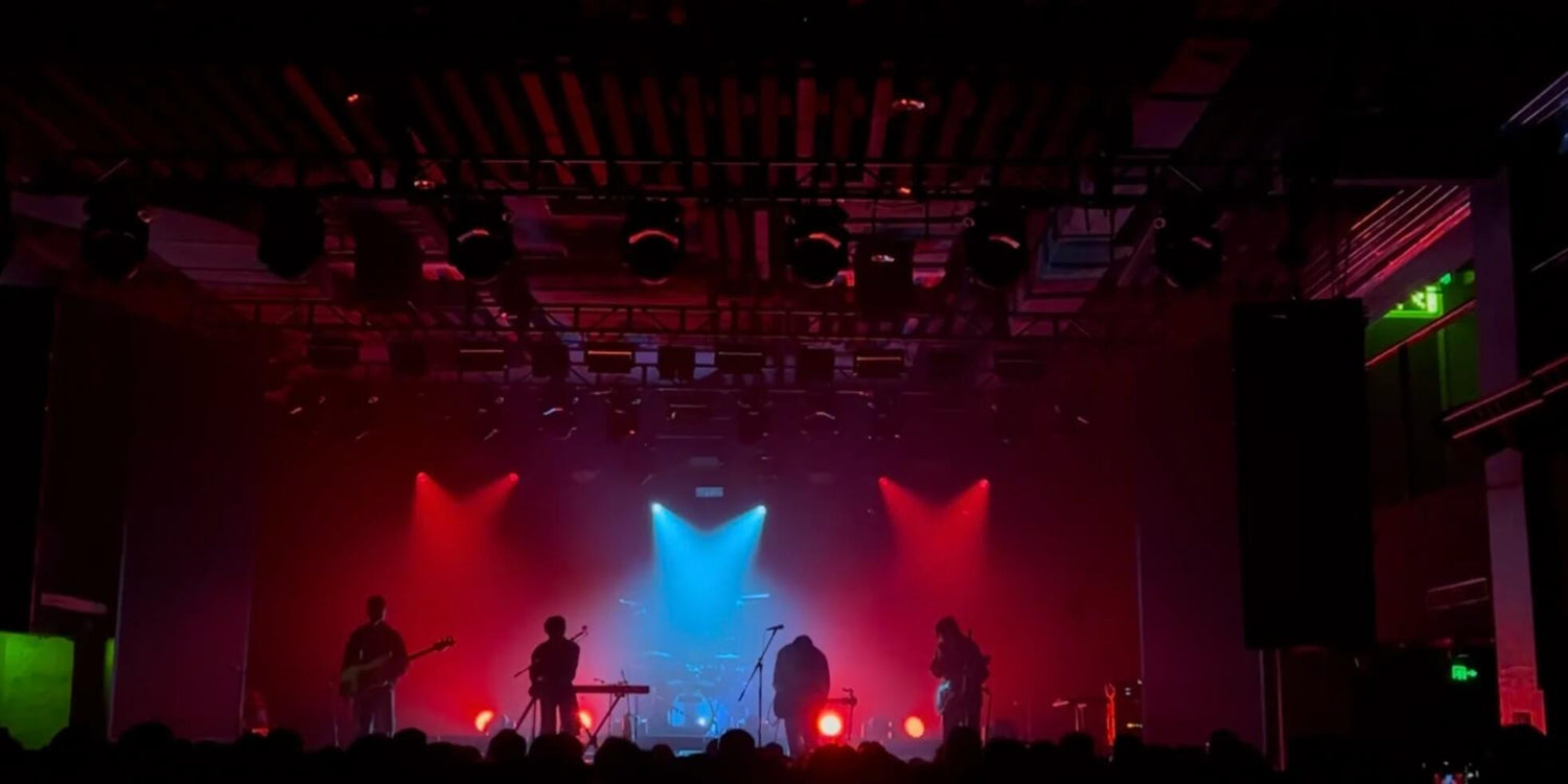 A Practical Guide to Choosing the Right Stage Lighting Fixtures