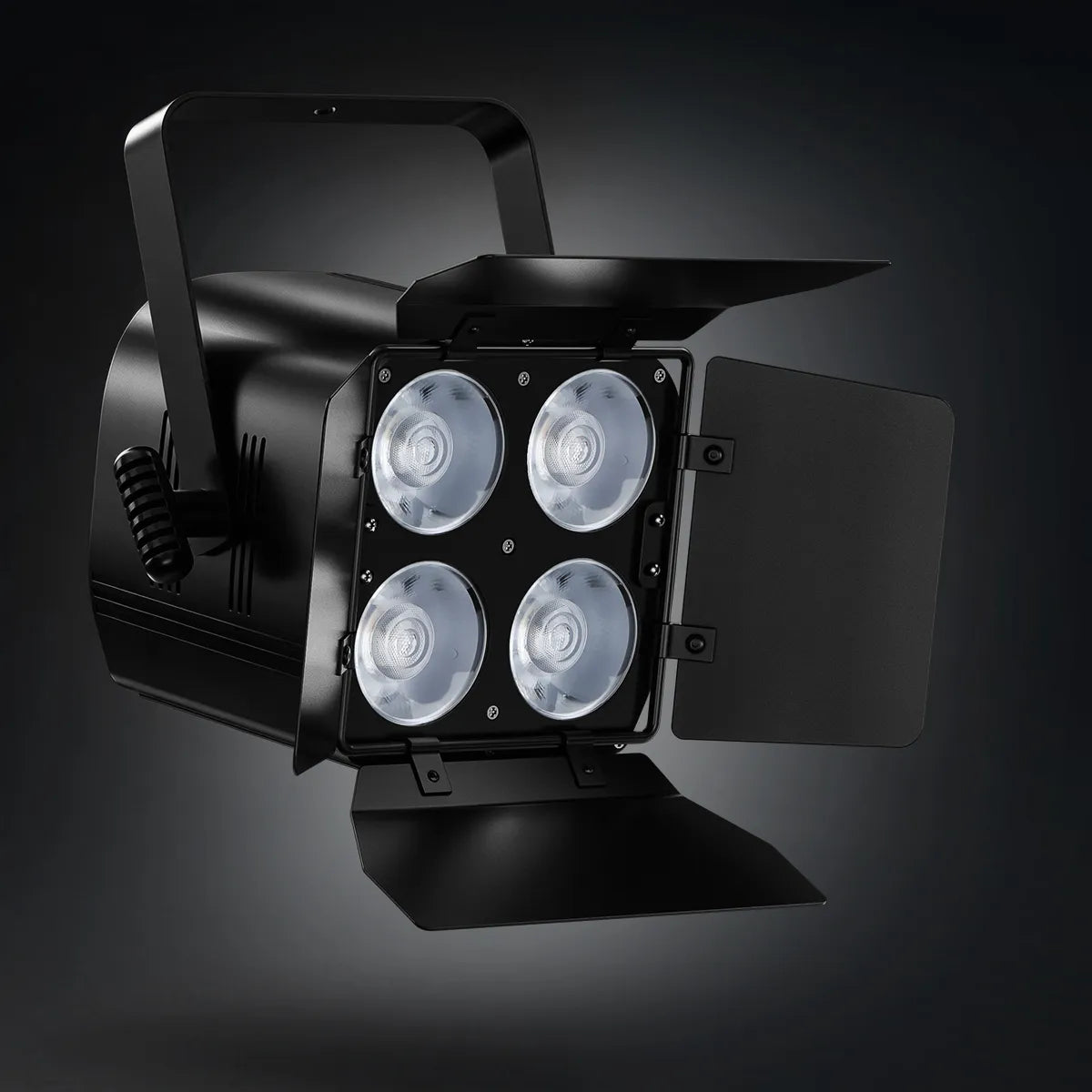 LC005-B-1200px-1