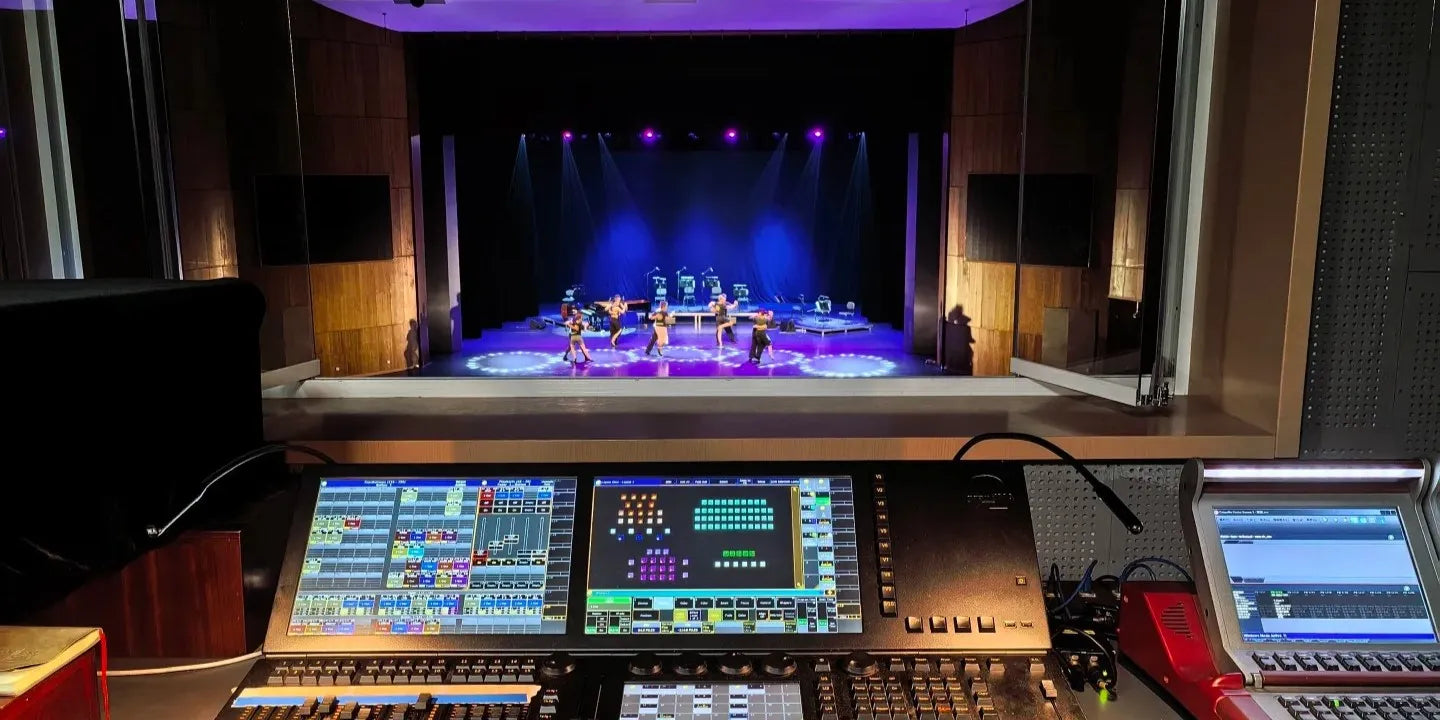 LED vs Incandescent Stage Lights: School Upgrade Guide