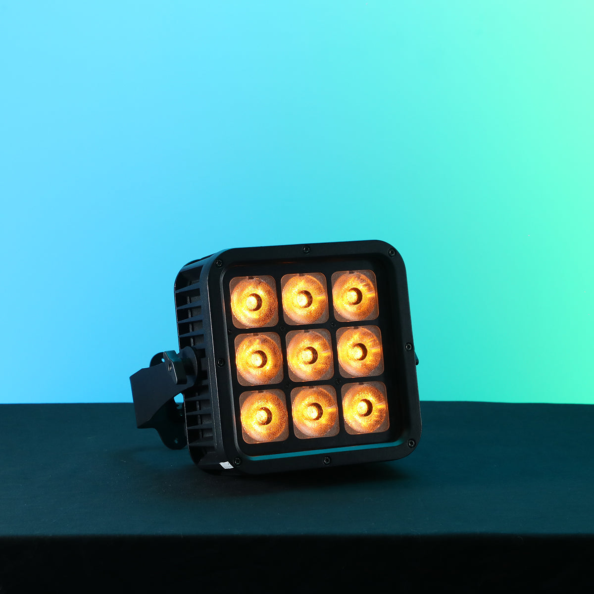 Betopper LPD001 9×18W RGBWA+UV 6-in-1 Battery-Powered IP65 Outdoor Uplight